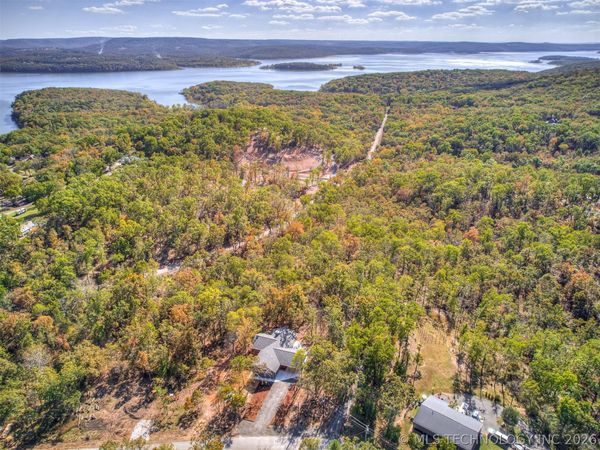 18475 W Lakewood Drive , Park Hill, OK 74451