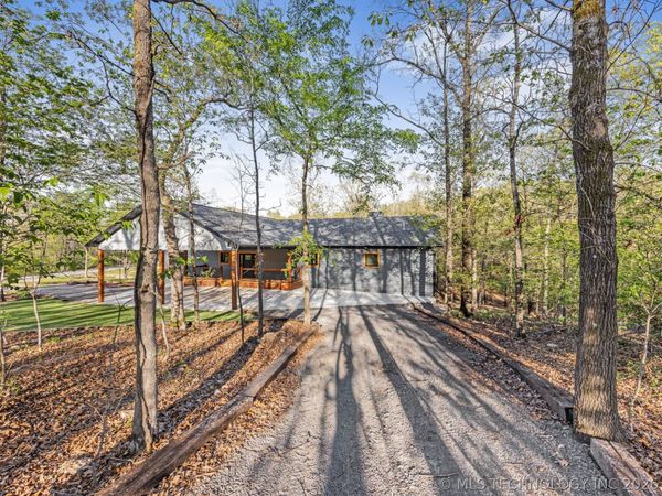 18475 W Lakewood Drive , Park Hill, OK 74451