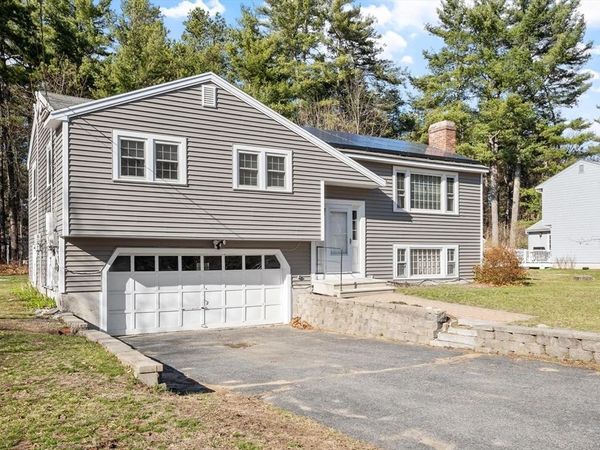 9 Birch Ln, Townsend, MA 01469