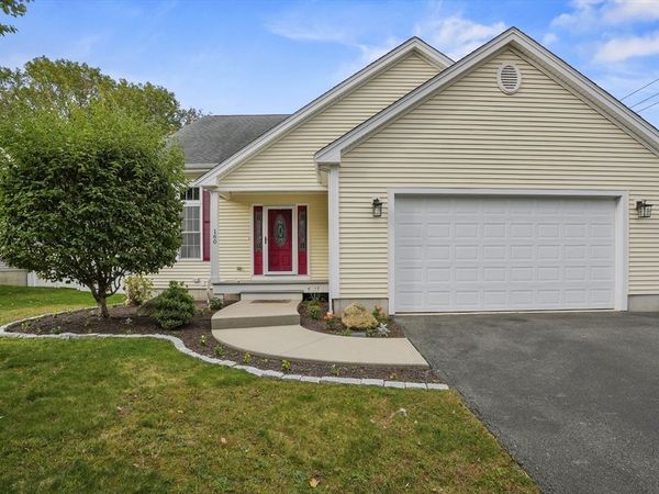 160 Apple Tree Lane, New Bedford, MA 02740