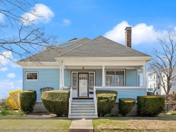 108 Winthrop St, Winthrop, MA 02152