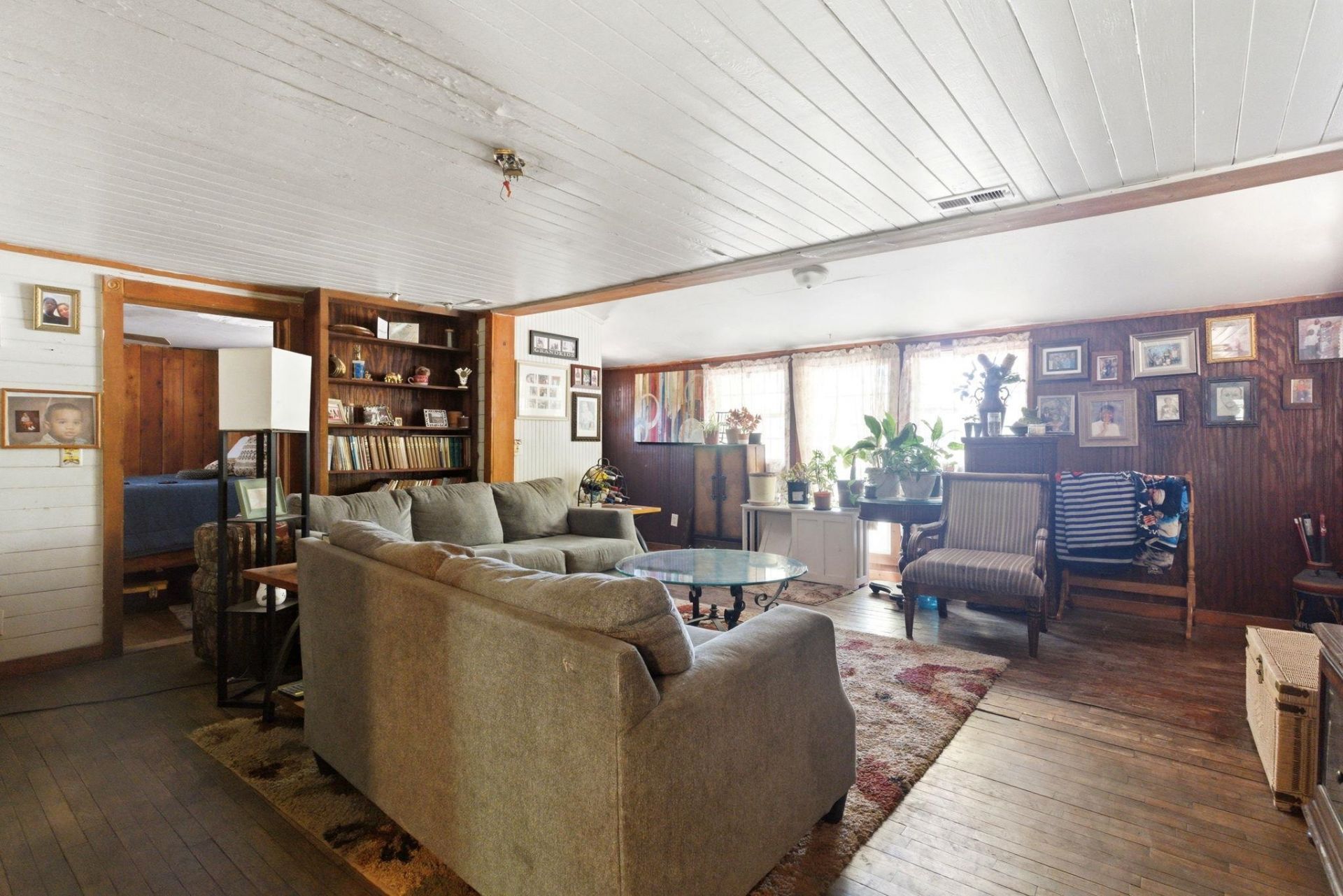 6840 Persimmon Rd. Photo 4