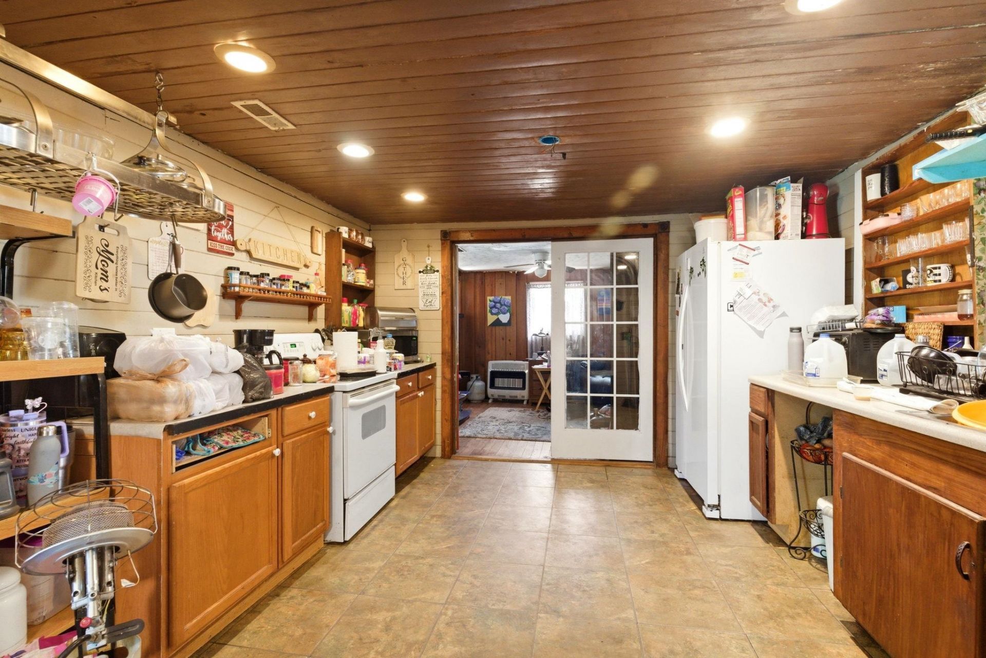 6840 Persimmon Rd. Photo 8