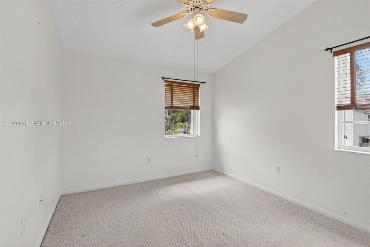 10845 NW 8th St, Pembroke Pines, FL 33026 Photo