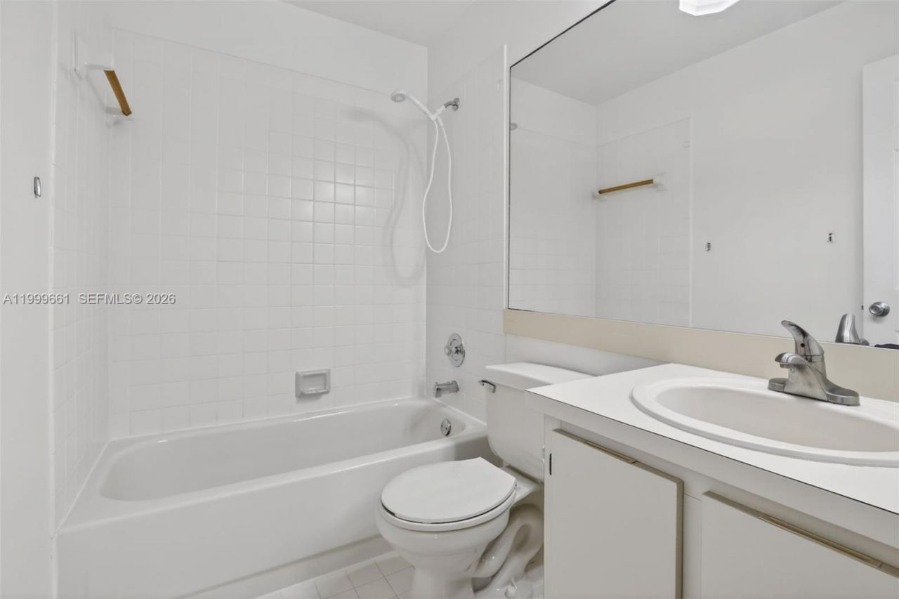 10845 NW 8th St, Pembroke Pines, FL 33026 Photo