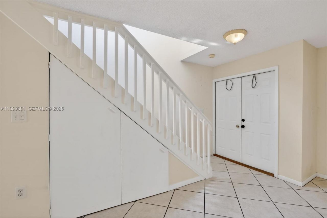 10845 NW 8th St, Pembroke Pines, FL 33026 Photo