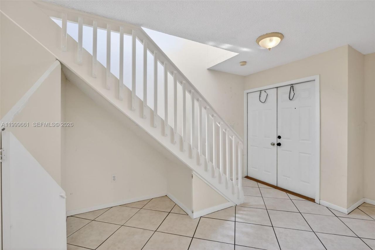 10845 NW 8th St, Pembroke Pines, FL 33026 Photo