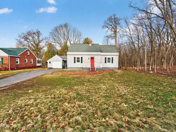 57 Spring Road, Schenectady, NY 12302