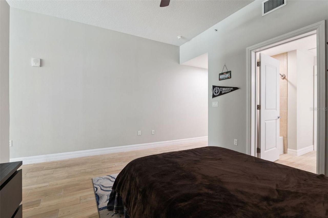 101 S Eola Drive, Unit 815, Orlando, FL 32801 Photo