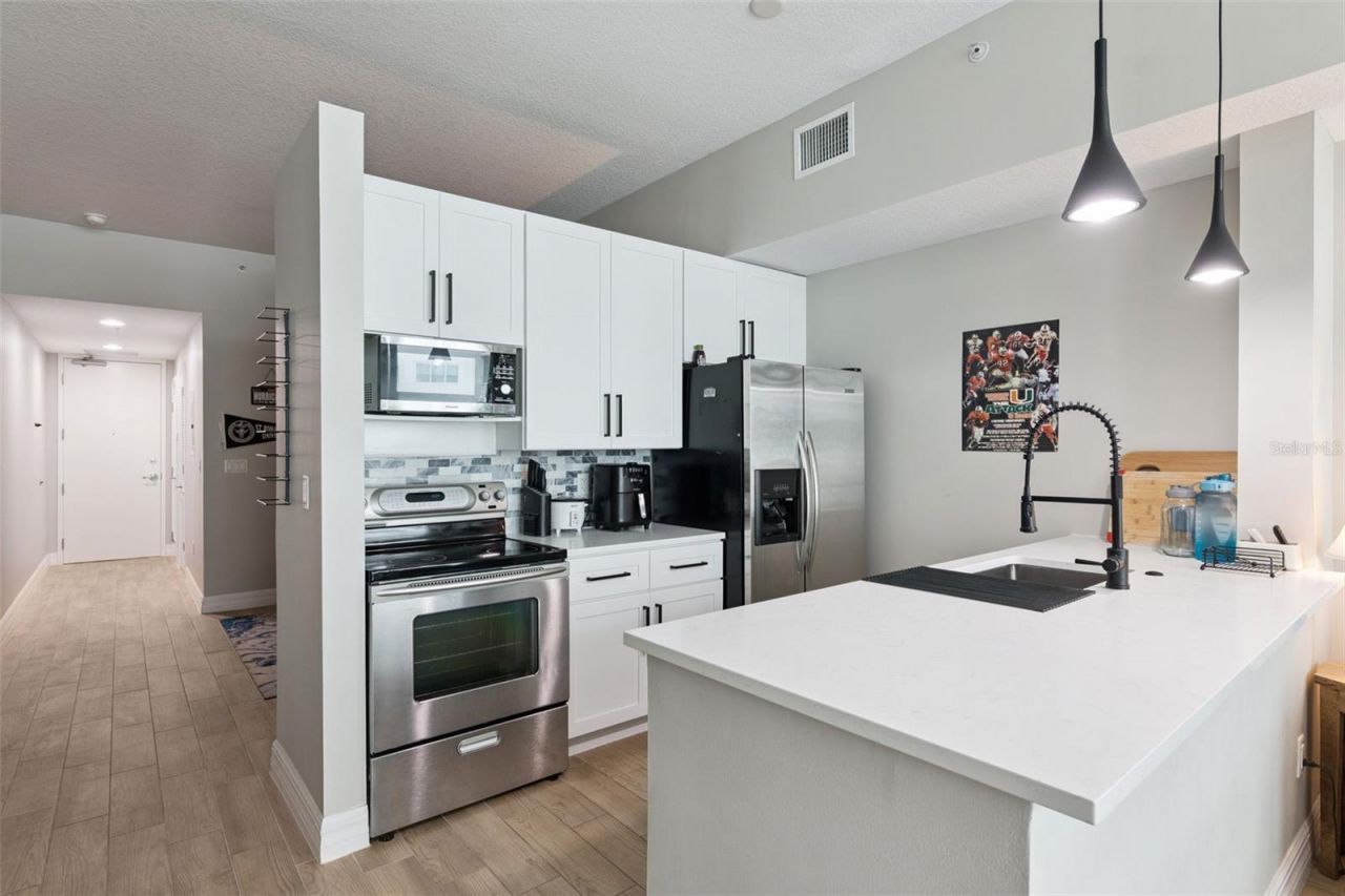 101 S Eola Drive, Unit 815, Orlando, FL 32801 Photo