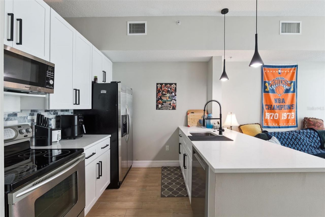 101 S Eola Drive, Unit 815, Orlando, FL 32801 Photo