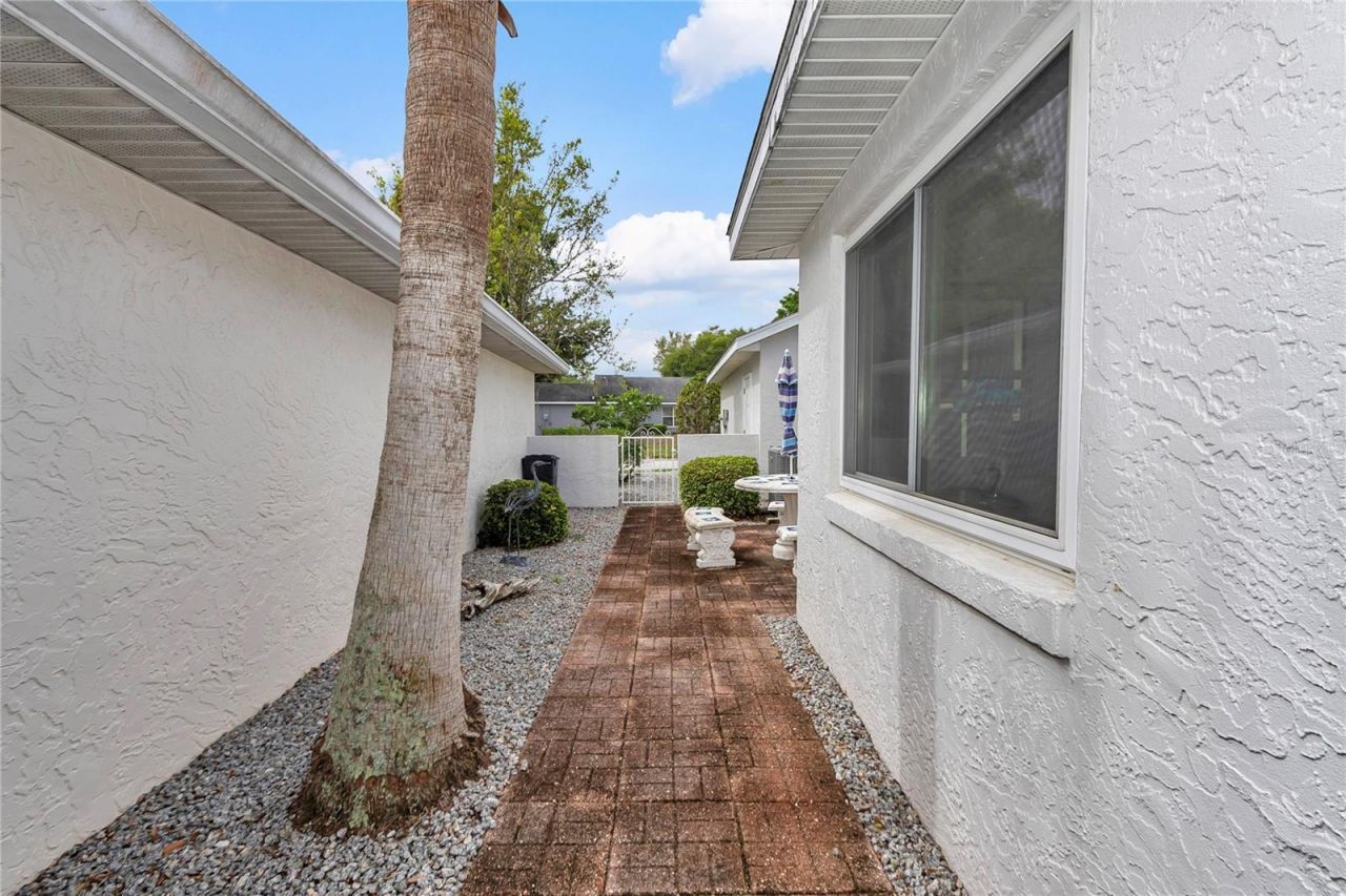 9185 SW 90th Street , Ocala, FL 34481 Photo