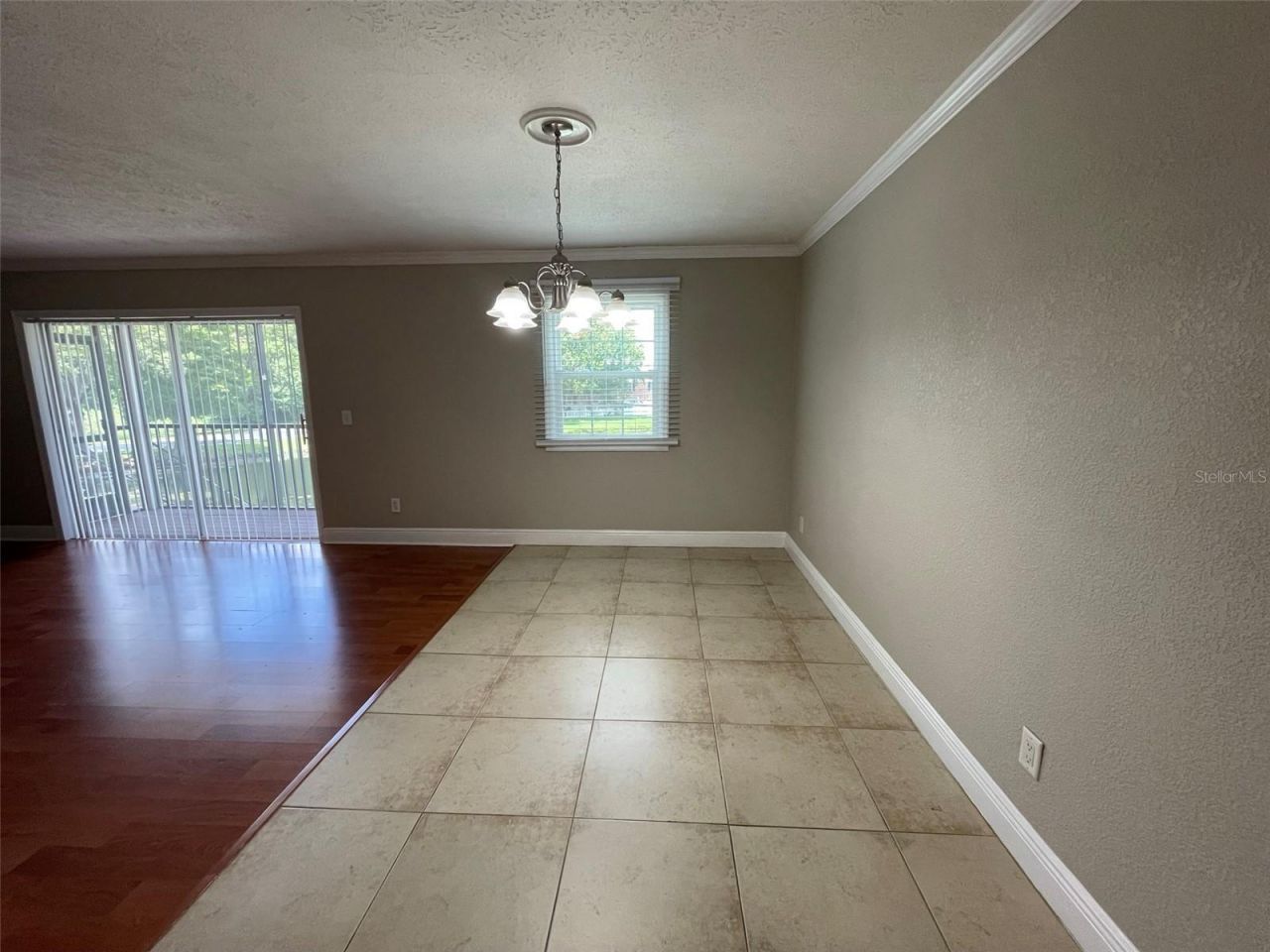 13686 Orange Sunset Dr , Unit 201, Tampa, FL 33618 Photo