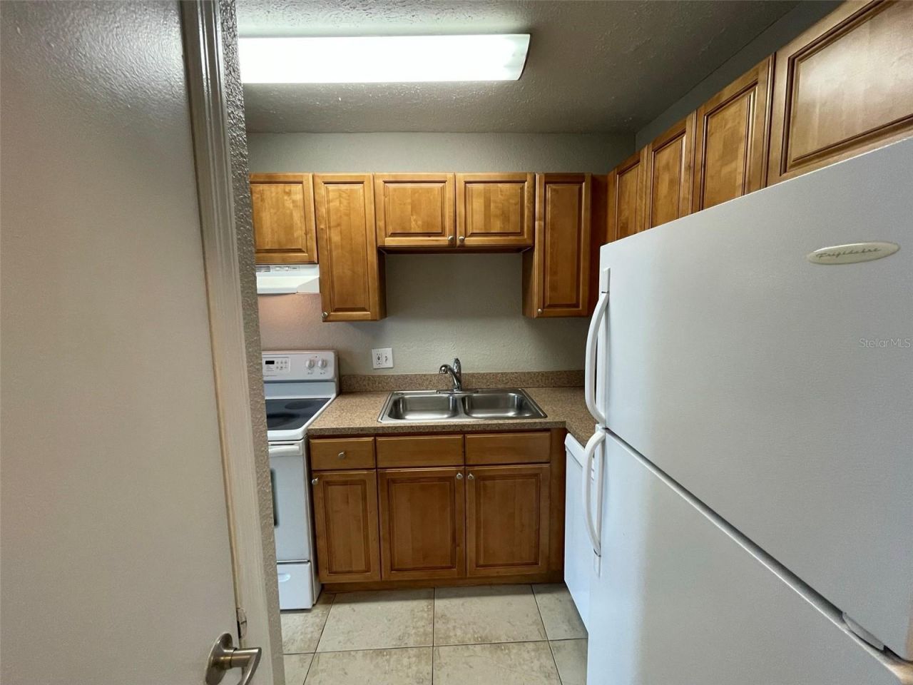 13686 Orange Sunset Dr , Unit 201, Tampa, FL 33618 Photo