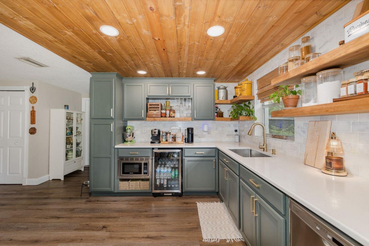 12600 Canton Avenue, Hudson, FL 34669 Photo