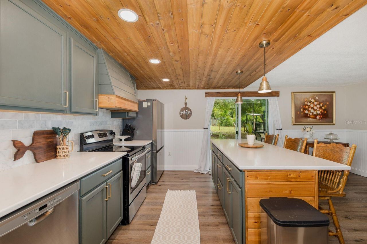 12600 Canton Avenue, Hudson, FL 34669 Photo