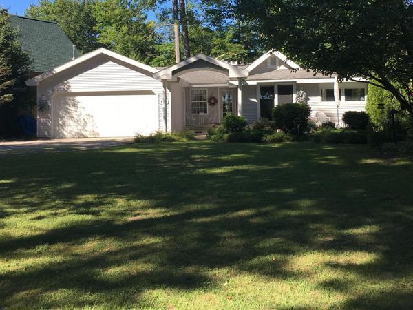 141 Birchwood Avenue, Traverse City, MI 49686