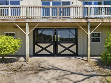 583 College Road, Paris, KY 40361