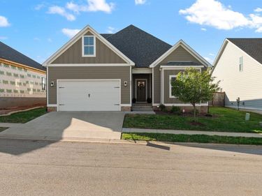 637 Boston Park Drive, Bowling Green, KY 42103