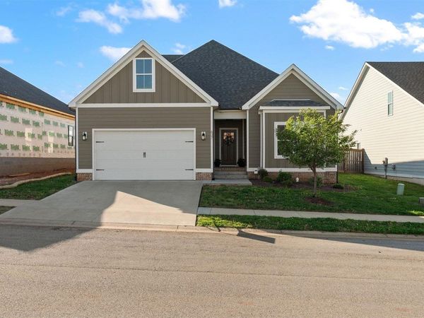 637 Boston Park Drive, Bowling Green, KY 42103