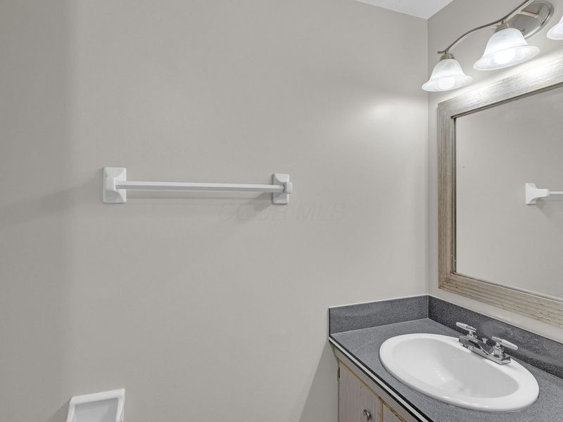 1326 Woodbrook Lane , Unit 234, Columbus, OH 43223 Photo 15