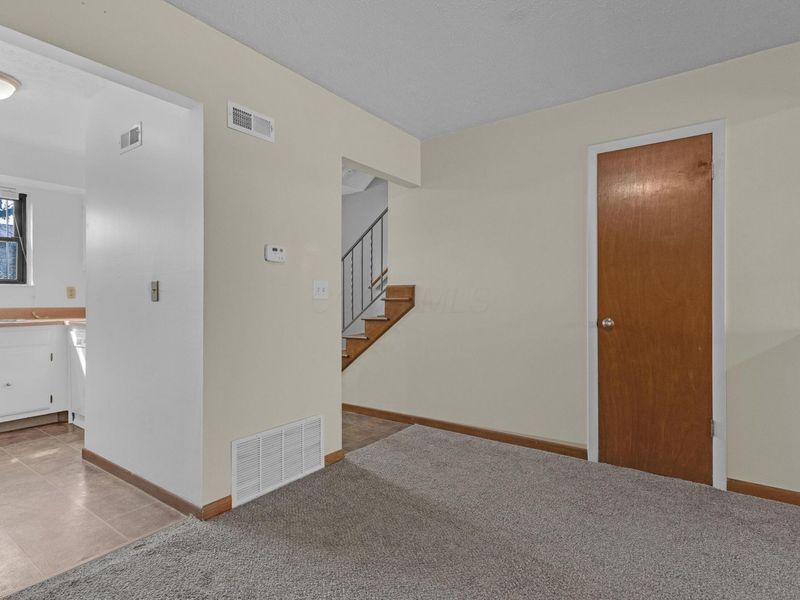 1326 Woodbrook Lane , Unit 234, Columbus, OH 43223 Photo 9