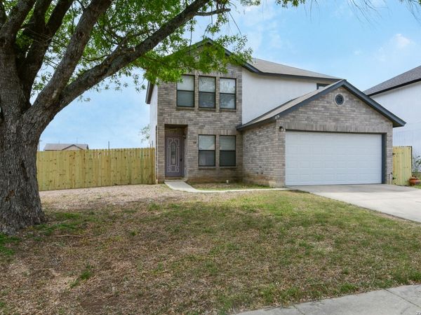 8174 OCEAN MEADOW DR, Converse, TX 78109