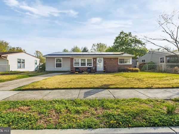 525 N COLES AVENUE, MAPLE SHADE, NJ 08052