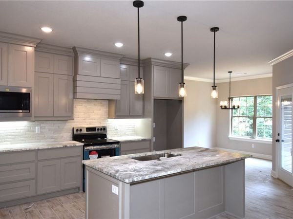 21 Kirkcudbright Lane , Bella Vista, AR 72715