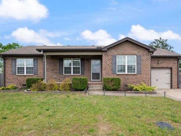 16 Andy Cir, Lebanon, TN 37087