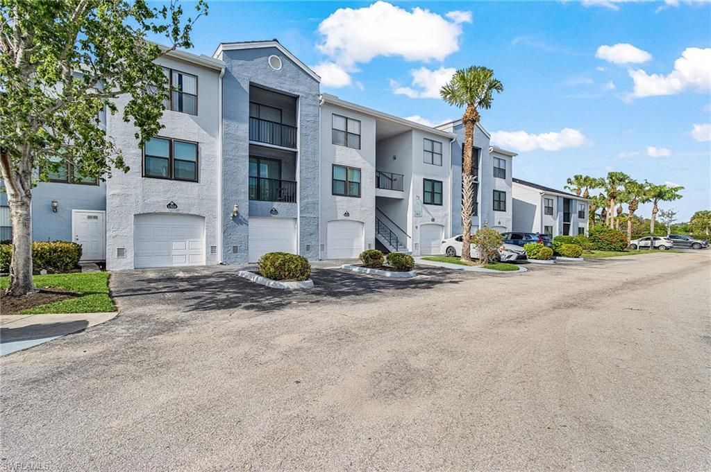 13621 Eagle Ridge Dr, Unit 1517, Fort Myers, FL 33912 Photo