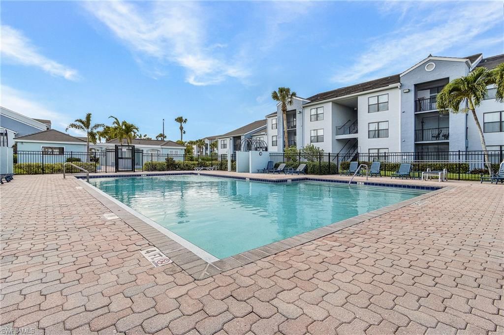 13621 Eagle Ridge Dr, Unit 1517, Fort Myers, FL 33912 Photo