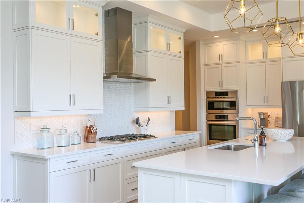 3290 Dorado Ln, Unit 1-102, Naples, FL 34114 Photo