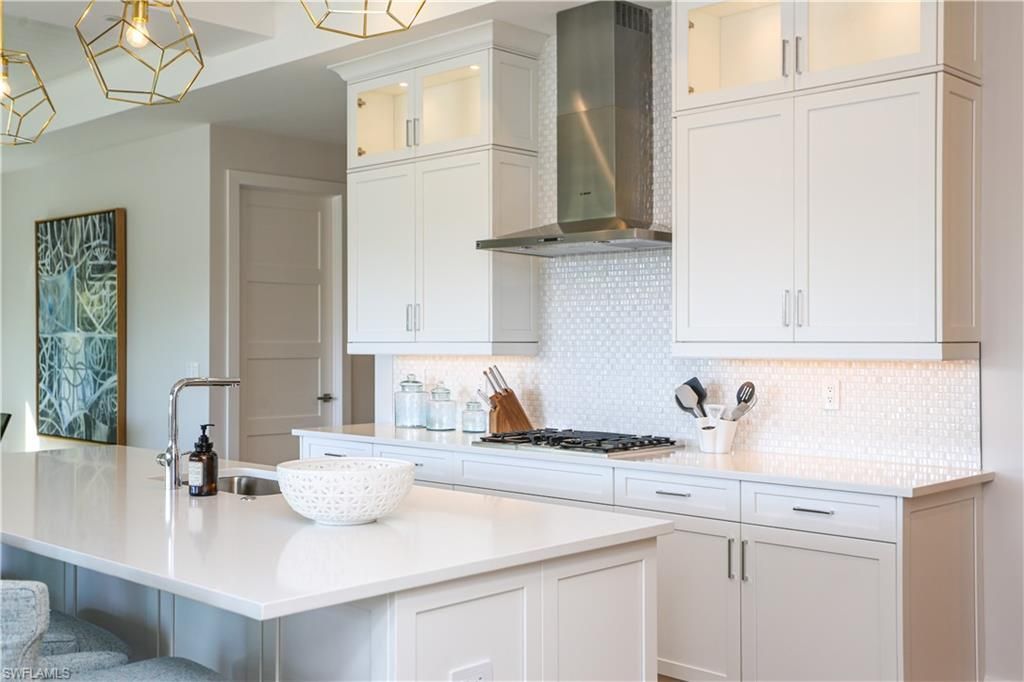 3290 Dorado Ln, Unit 1-102, Naples, FL 34114 Photo