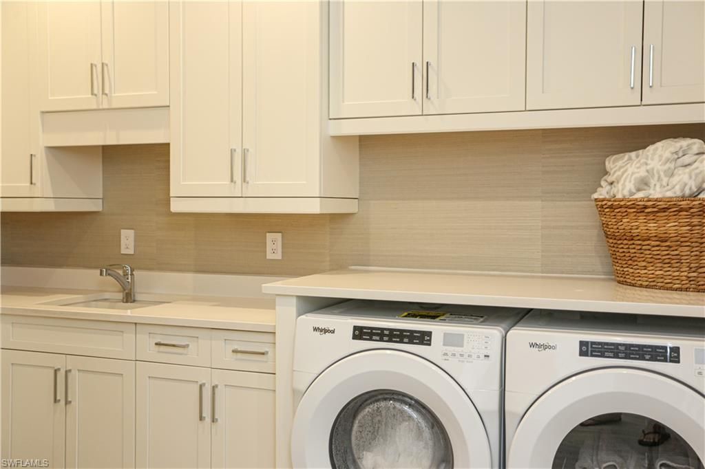 3290 Dorado Ln, Unit 1-102, Naples, FL 34114 Photo