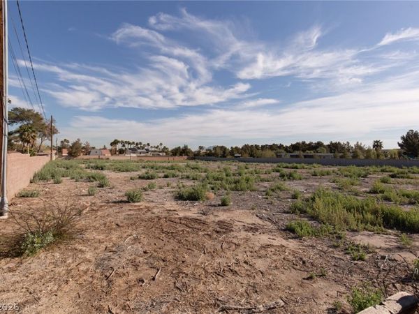 3842 E Patrick Lane , Las Vegas, NV 89120