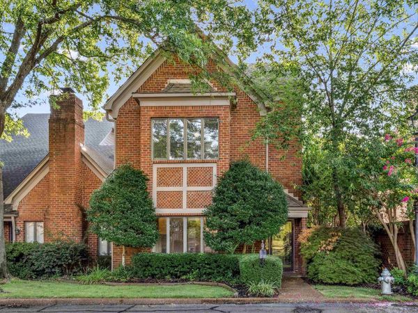 478 W RACQUET CLUB PL DR, Unit 478, Memphis, TN 38117