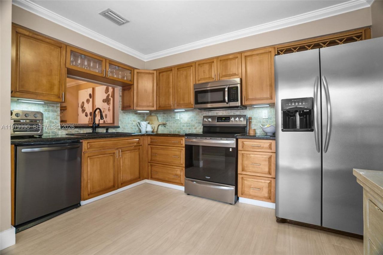 10978 SW 75th Ter, Miami, FL 33173 Photo