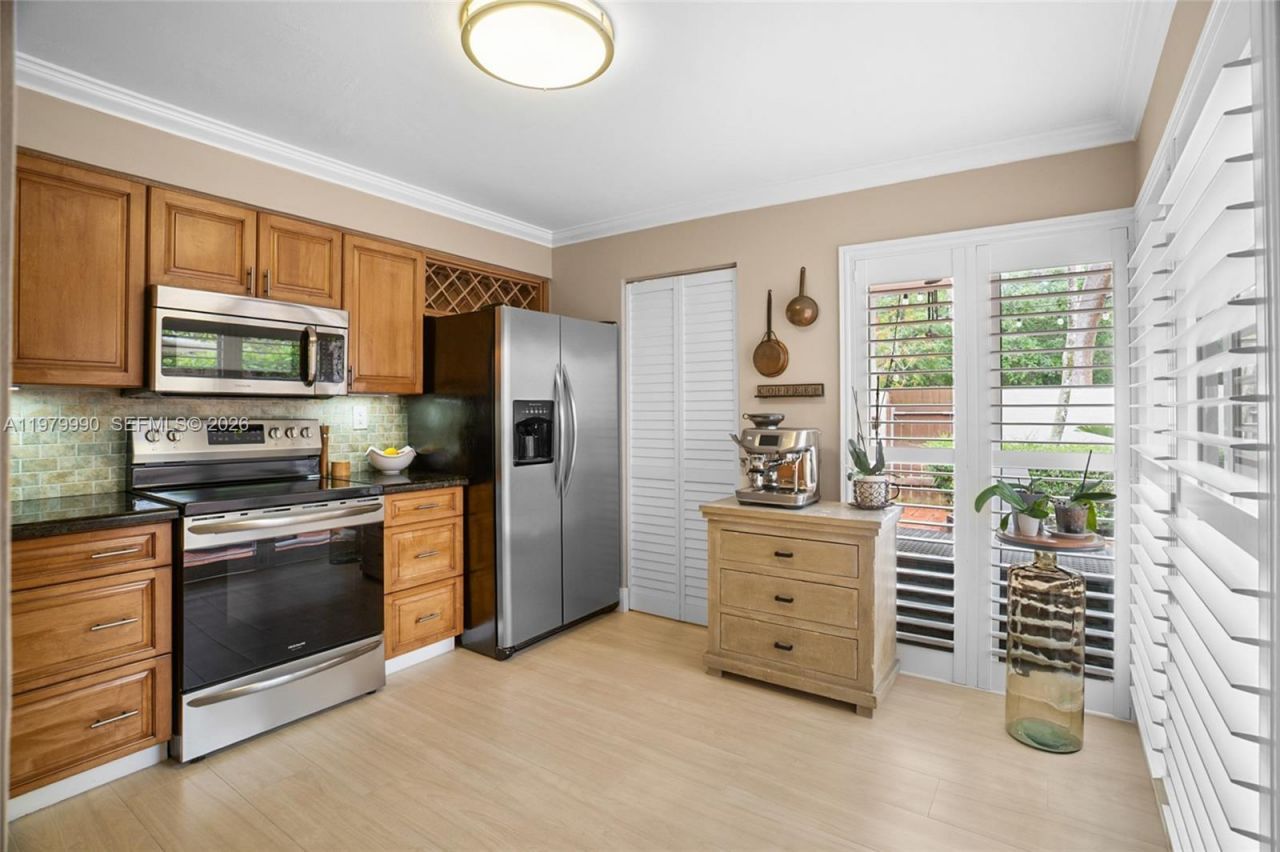 10978 SW 75th Ter, Miami, FL 33173 Photo