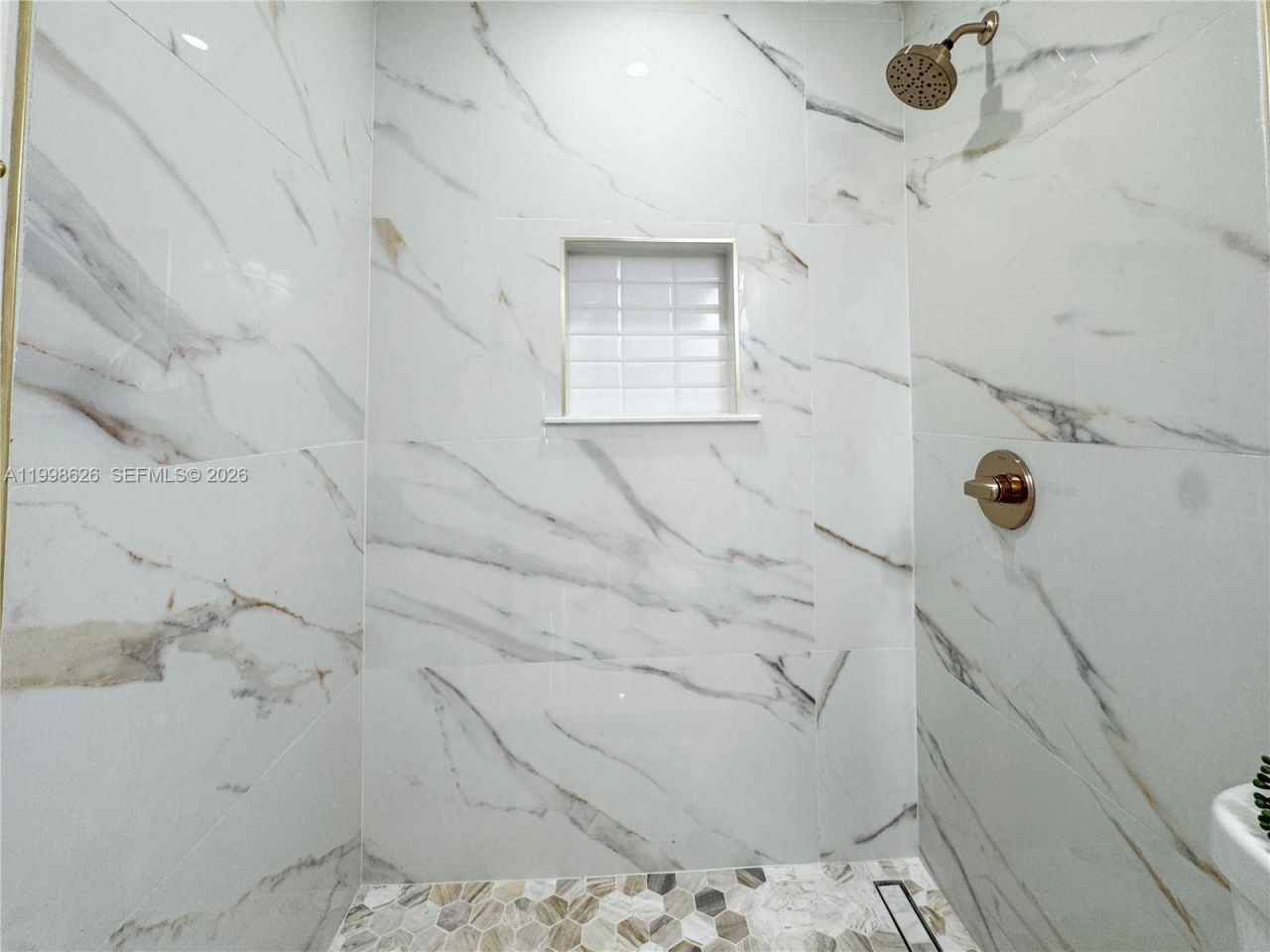 2933 NW 48th Ter, Miami, FL 33142 Photo