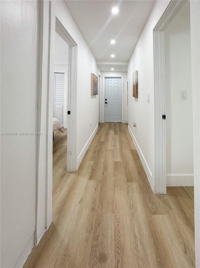 2933 NW 48th Ter, Miami, FL 33142 Photo