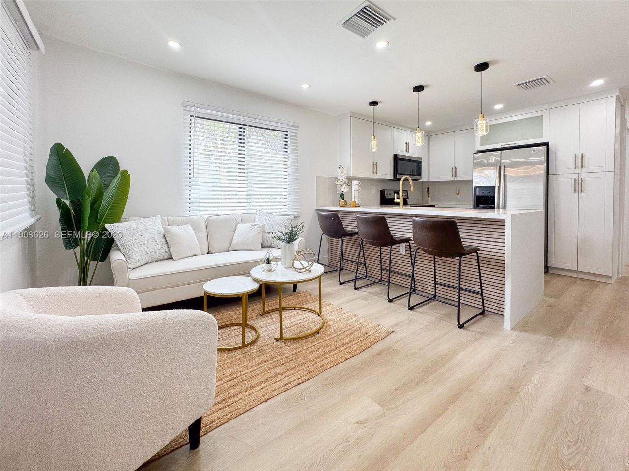 2933 NW 48th Ter, Miami, FL 33142 Photo