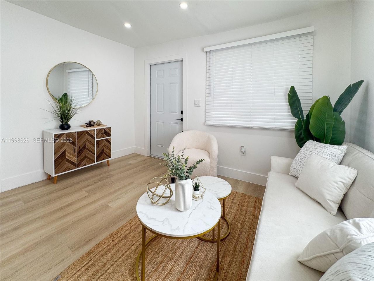 2933 NW 48th Ter, Miami, FL 33142 Photo