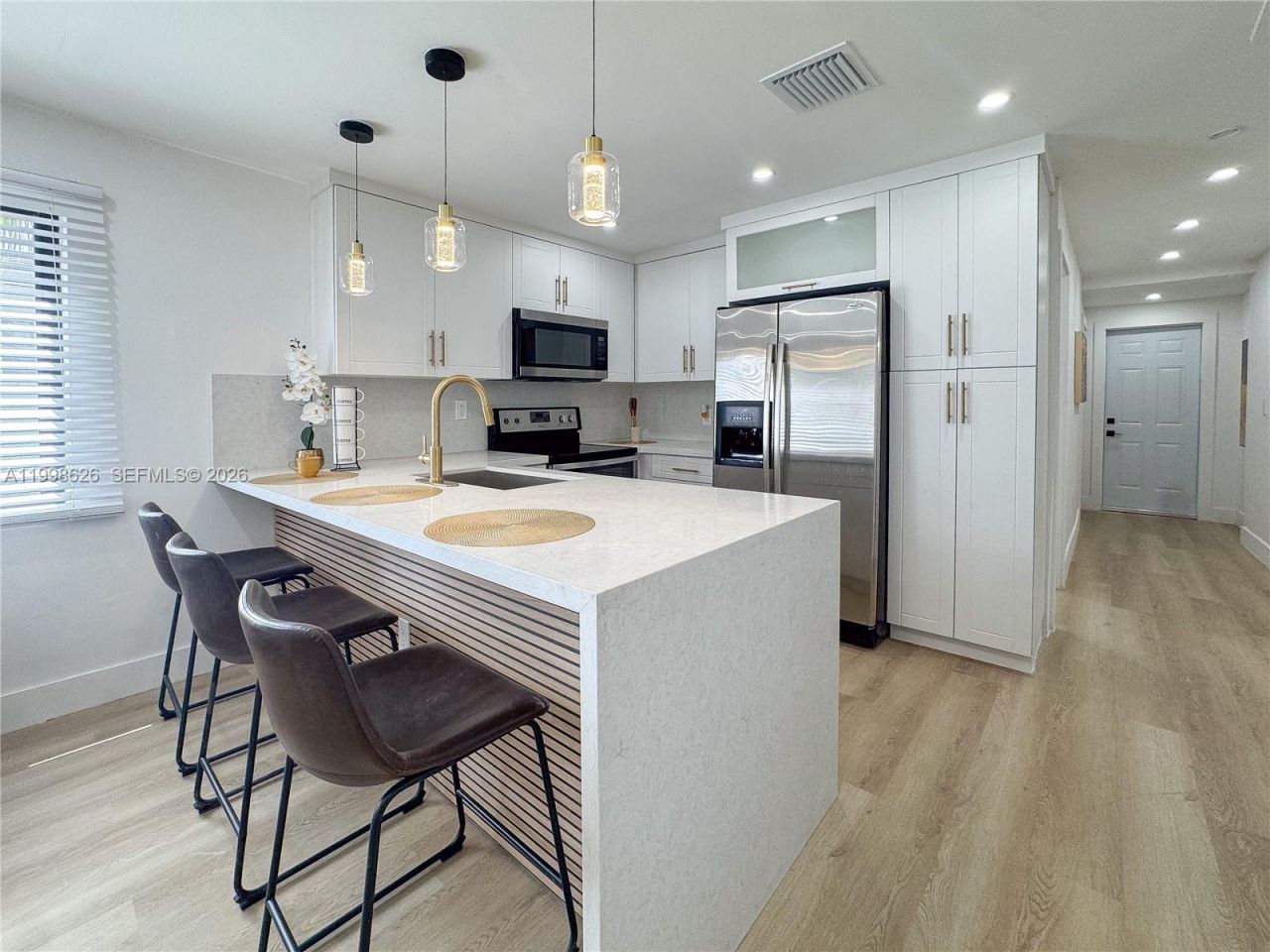 2933 NW 48th Ter, Miami, FL 33142 Photo