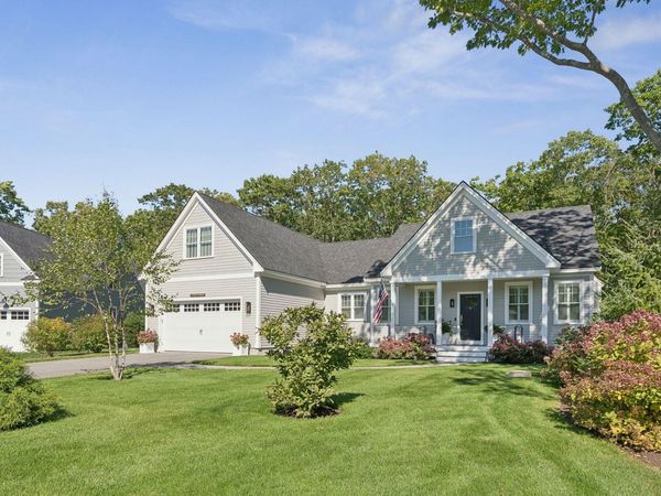 35 Beryls Way, Kennebunkport, ME 04046