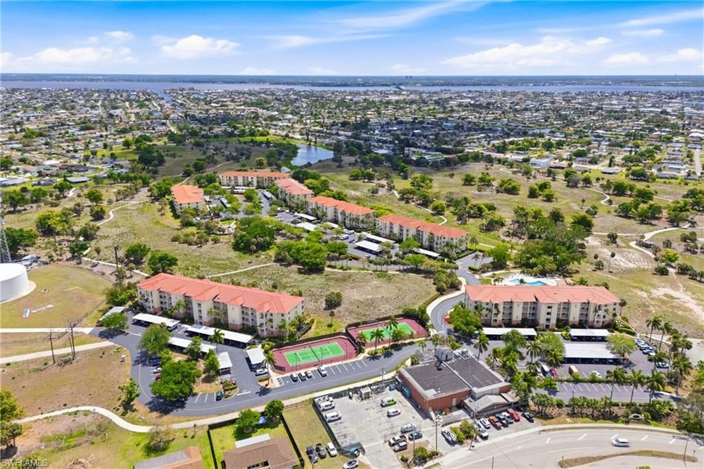 4013 Palm Tree Blvd, Unit 401, Cape Coral, FL 33904 Photo