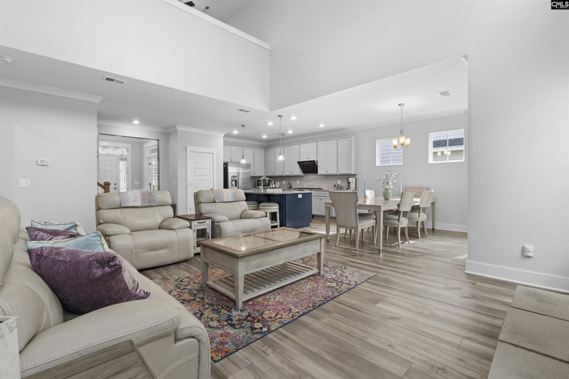 222 Falling Leaves Lane Photo 10