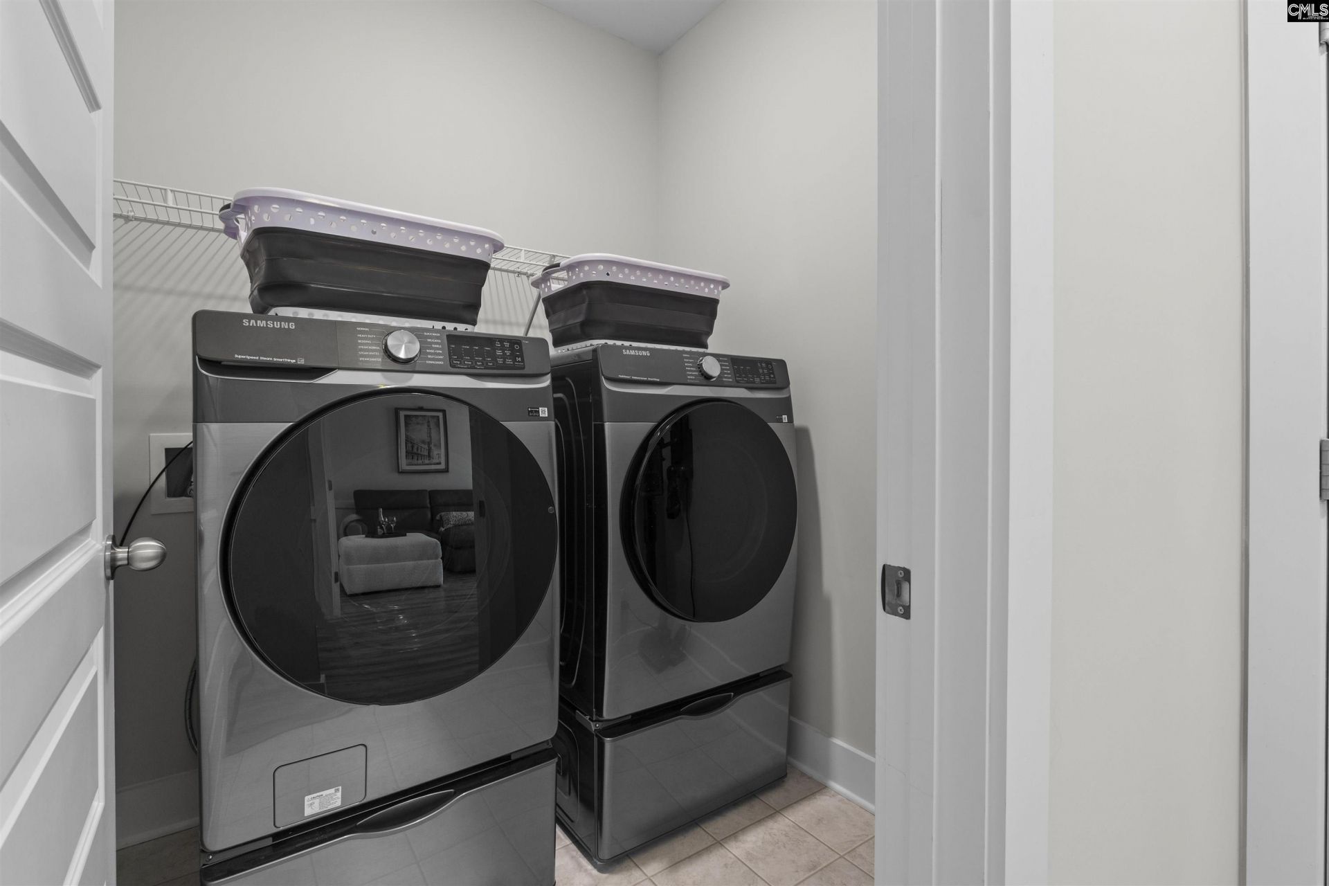 222 Falling Leaves Lane Photo 16