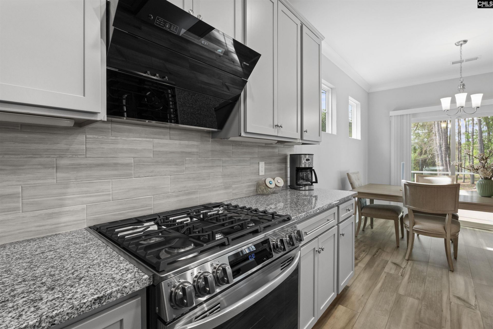 222 Falling Leaves Lane Photo 4