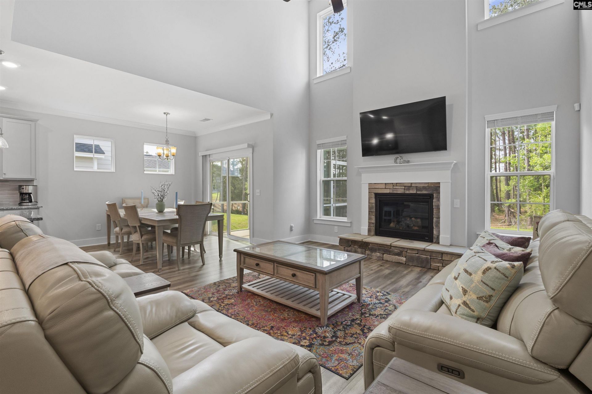 222 Falling Leaves Lane Photo 9